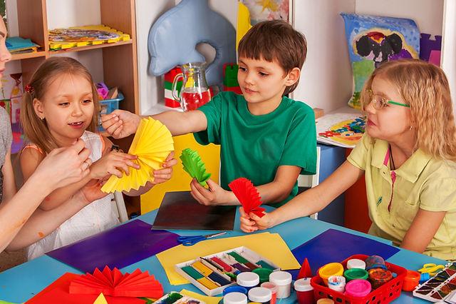 Bunter Papierfächer Sommer Kinder