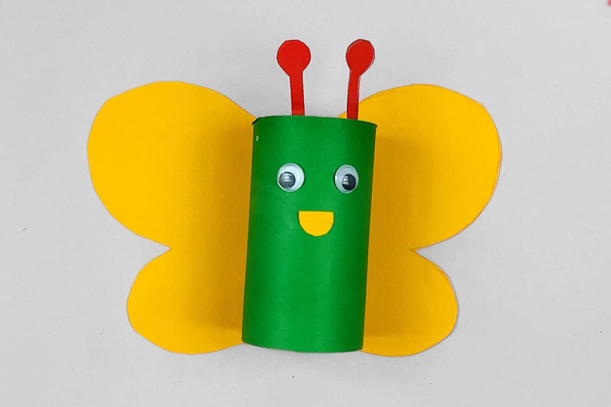 Bunter Schmetterling aus Klorolle