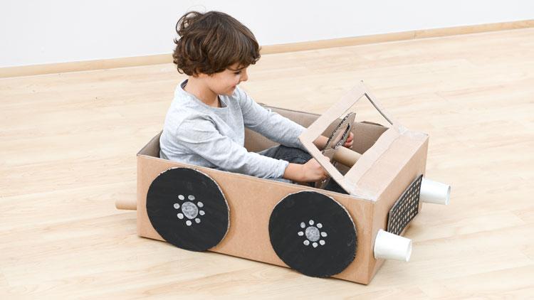 Karton Auto Kinder basteln