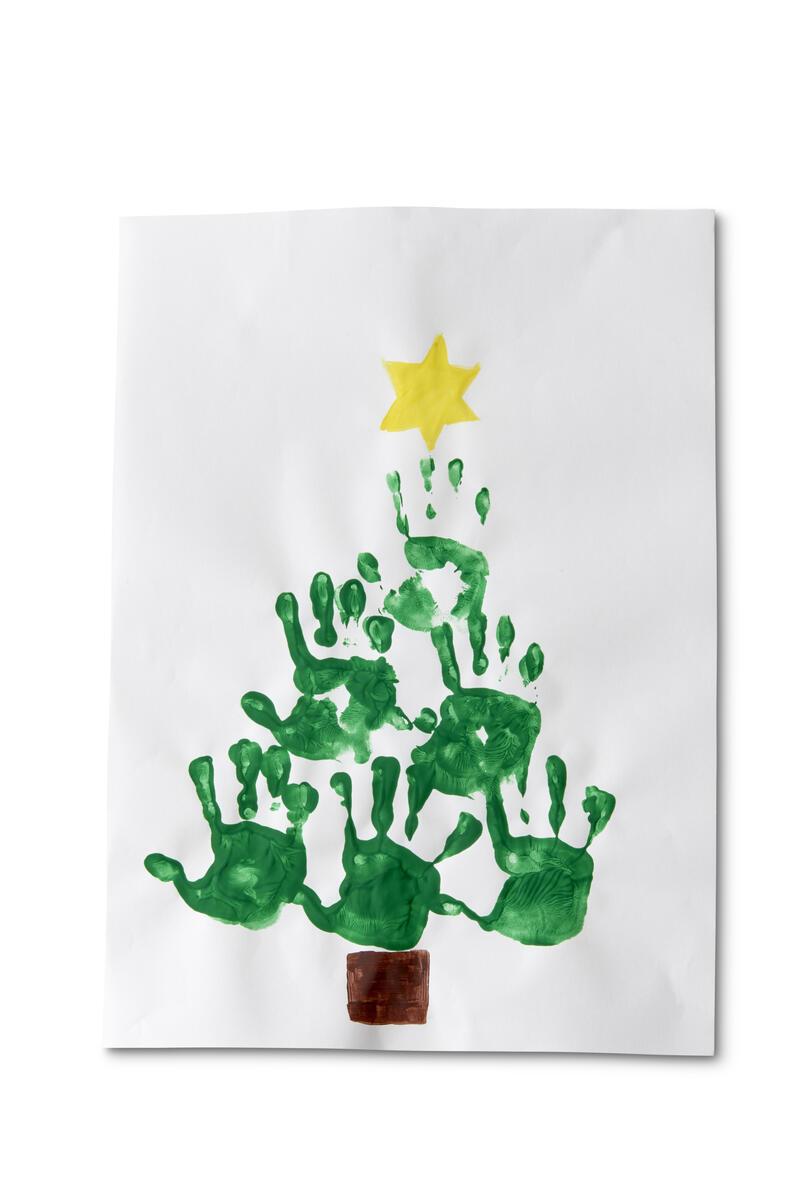 Kinder machen Handabdruck Geschenk