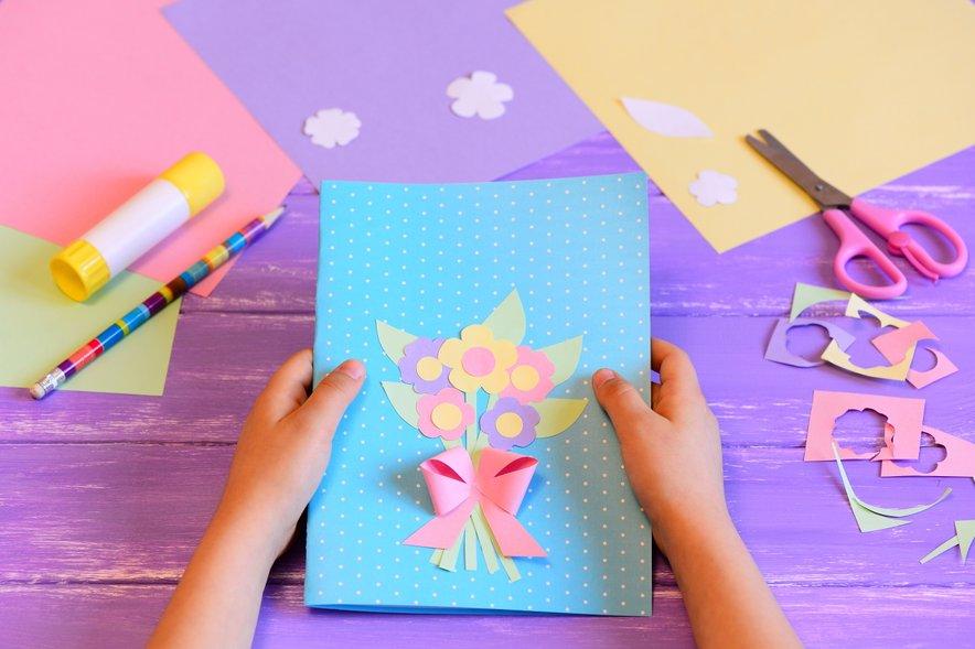 Papierblumen Karte Kinder basteln