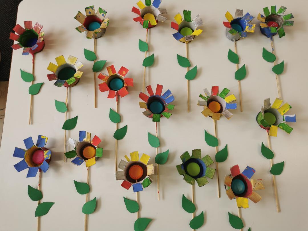 Recycling Papierblumen Kinder basteln