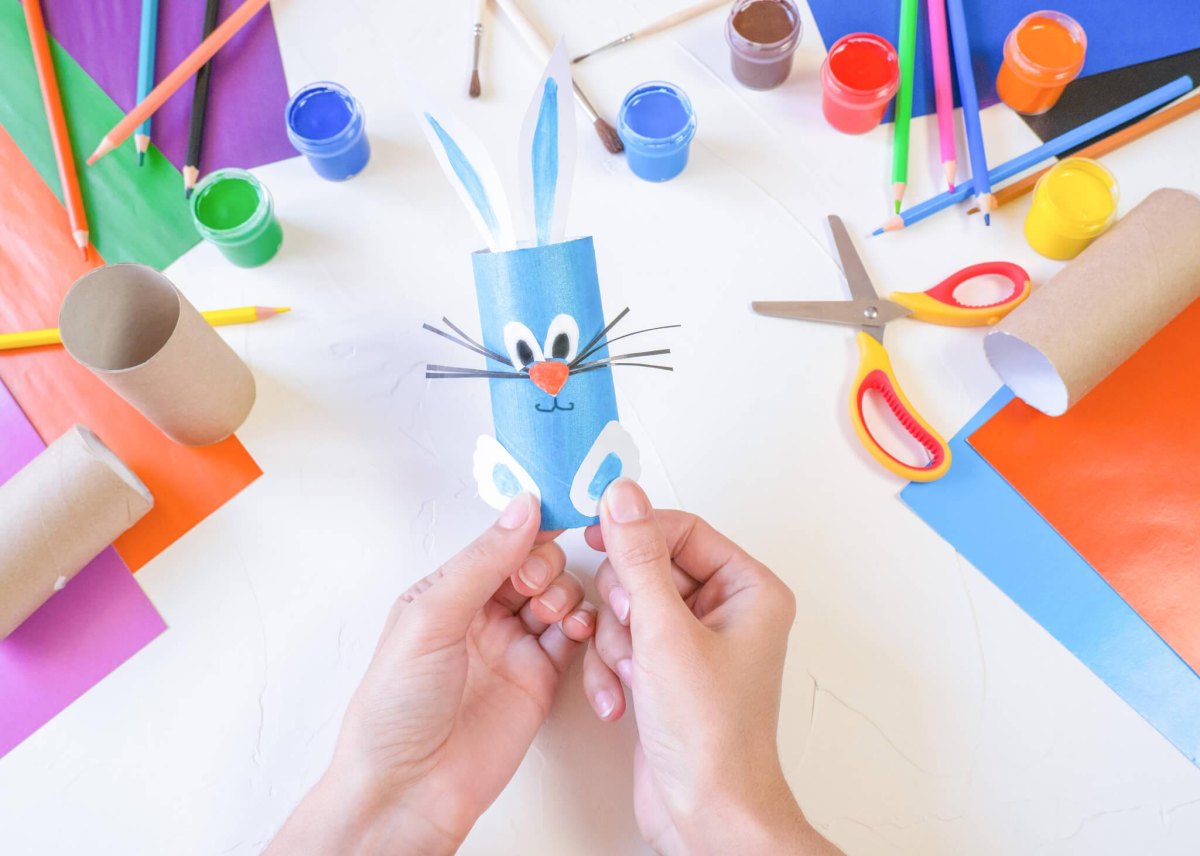 Osterhase aus Papierresten
