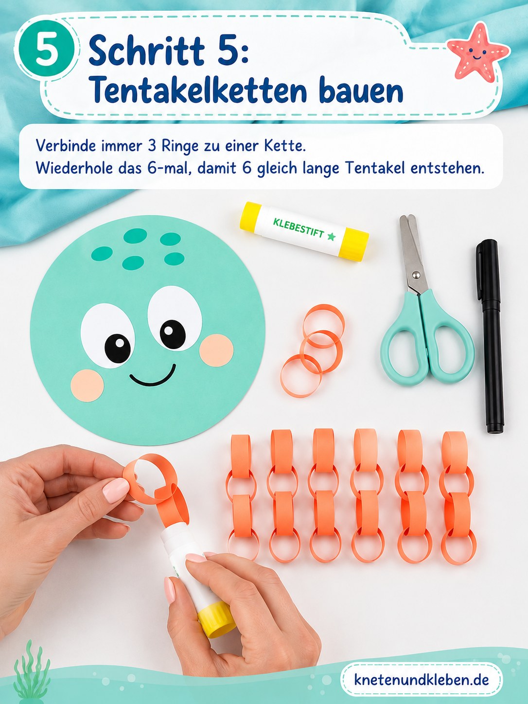 Drei Papierringe werden zu einer Kette verbunden für den Tentakel des Papier-Oktopus
