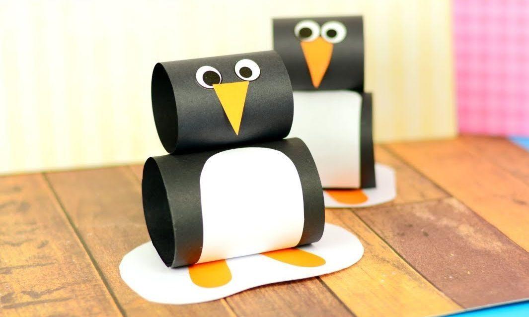 Bunte Pinguine aus leeren Klorollen gebastelt