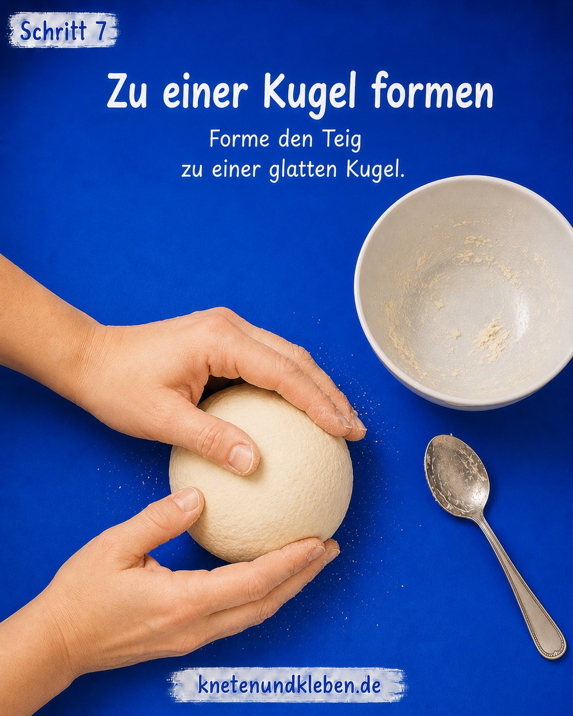 Salzteig wird zwischen den Händen zu einer glatten Kugel geformt