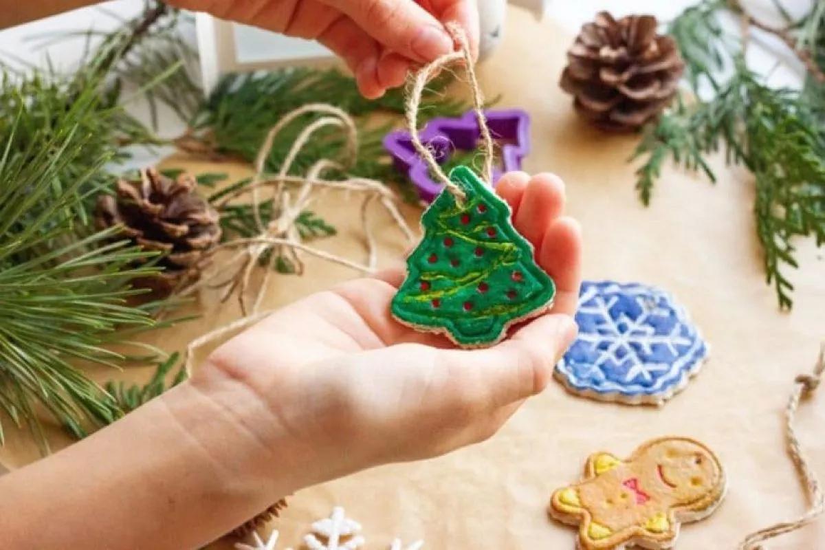 Salzteig Weihnachtskugeln Baum