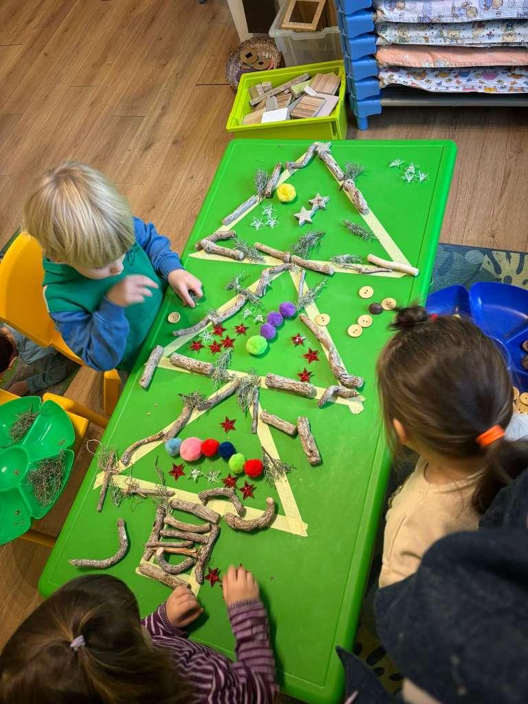 Naturmaterial Weihnachtsbaum basteln