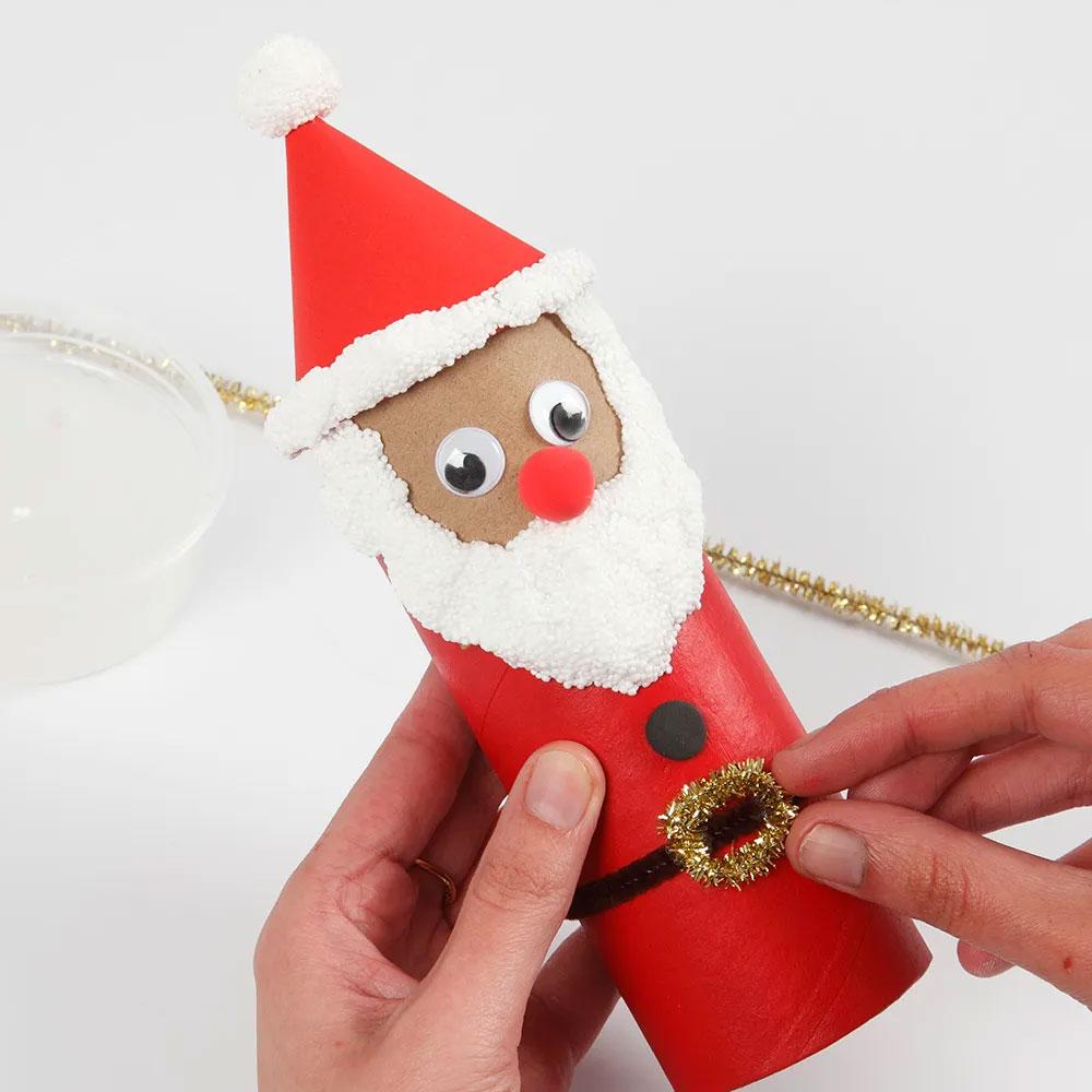 Weihnachtsmann aus Klopapierrolle
