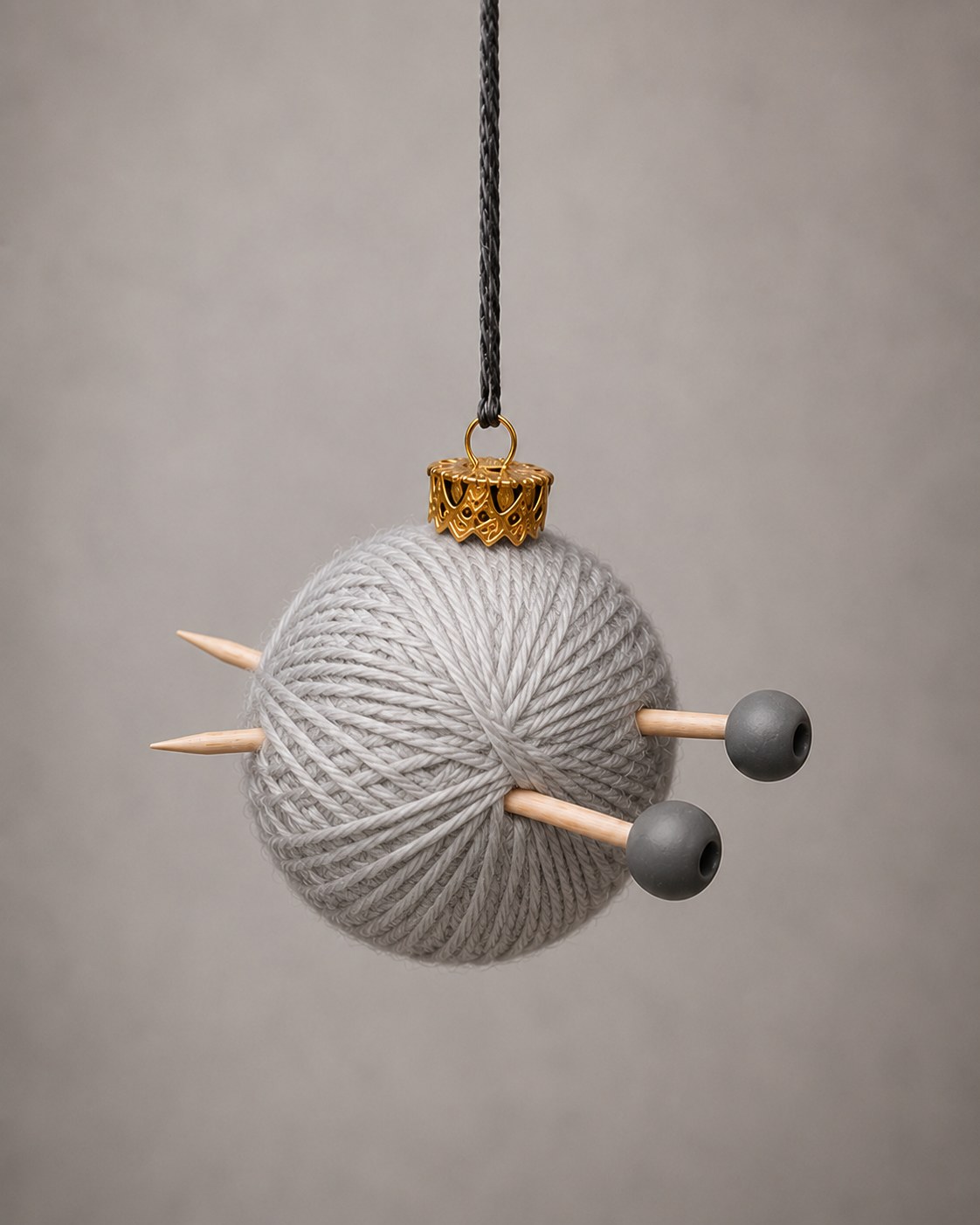 Wollkugel - Christbaumschmuck Mit Stricknadeln Selber Machen